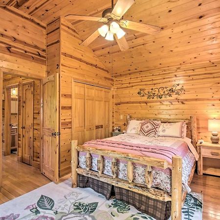 Cozy Hiawassee Cabin With Fire Pit And Mtn Views! Kültér fotó