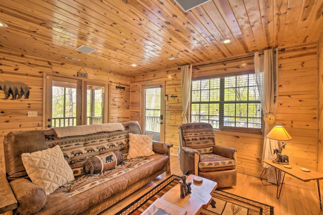 Cozy Hiawassee Cabin With Fire Pit And Mtn Views! Kültér fotó