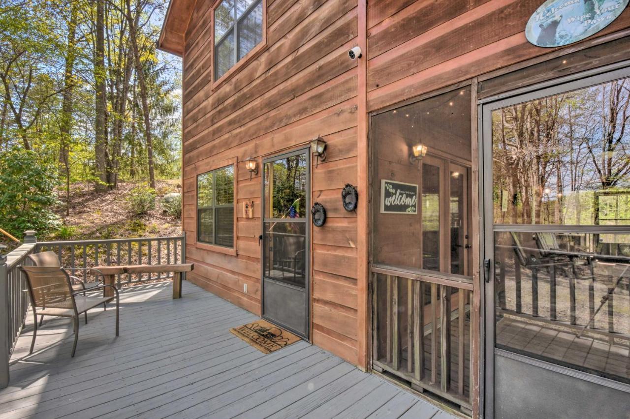 Cozy Hiawassee Cabin With Fire Pit And Mtn Views! Kültér fotó