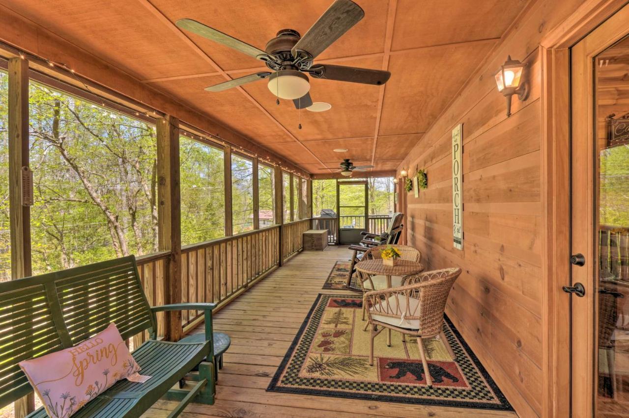 Cozy Hiawassee Cabin With Fire Pit And Mtn Views! Kültér fotó