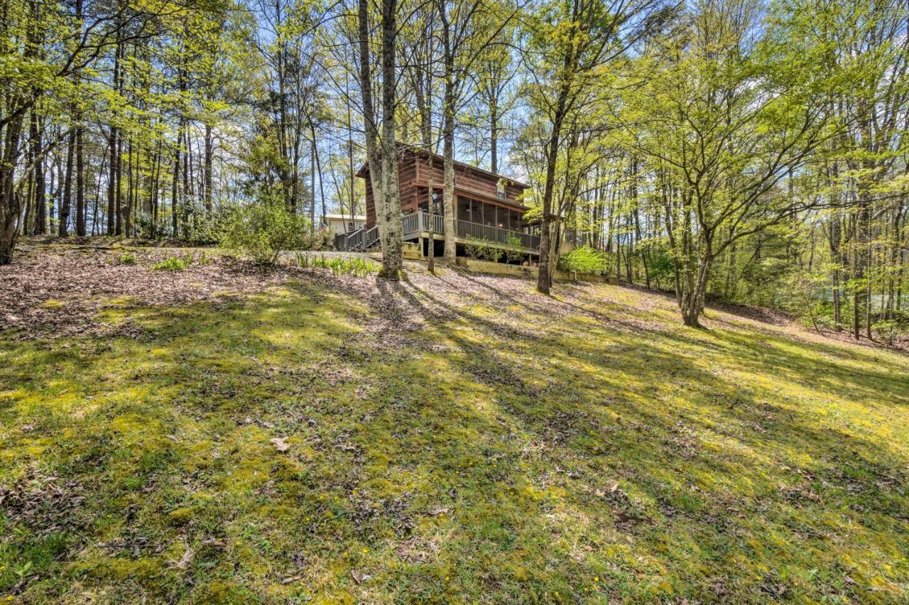 Cozy Hiawassee Cabin With Fire Pit And Mtn Views! Kültér fotó