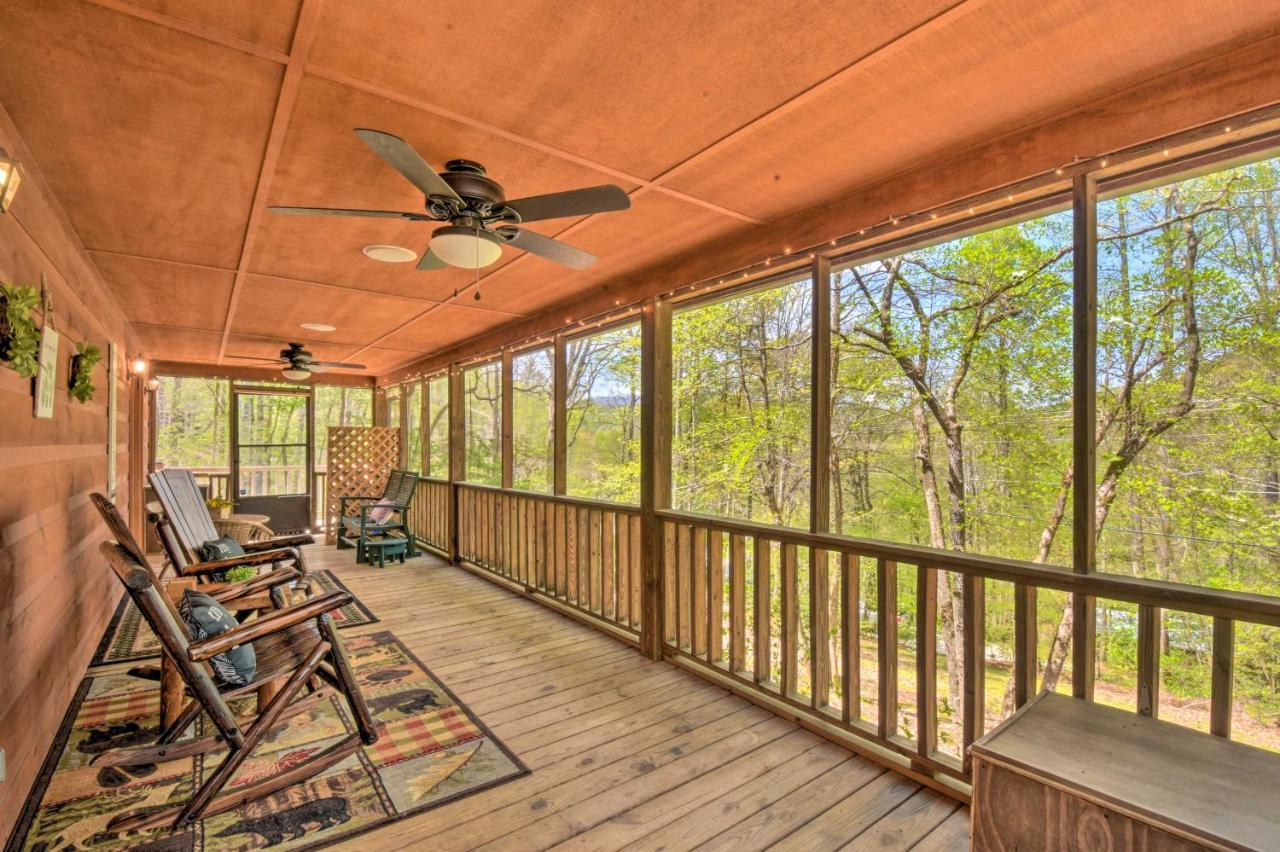 Cozy Hiawassee Cabin With Fire Pit And Mtn Views! Kültér fotó